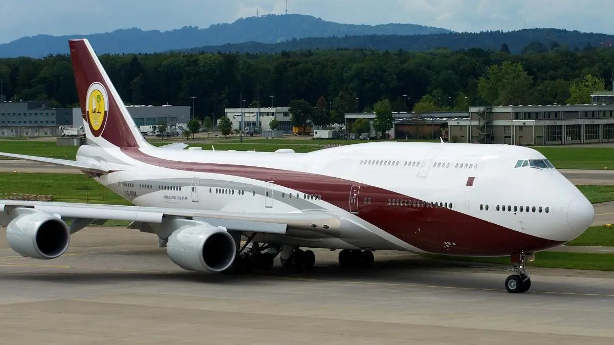 Jet Diplomacy: Trump Eyes Qatari 'Flying Palace' as Temporary Air Force One in Controversial Deal